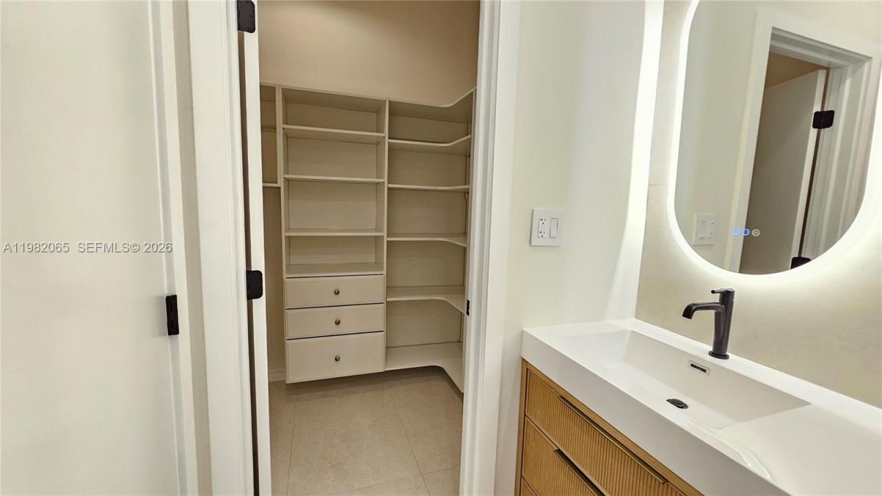 2365 SW 21st Ave, Miami, FL 33145 Photo