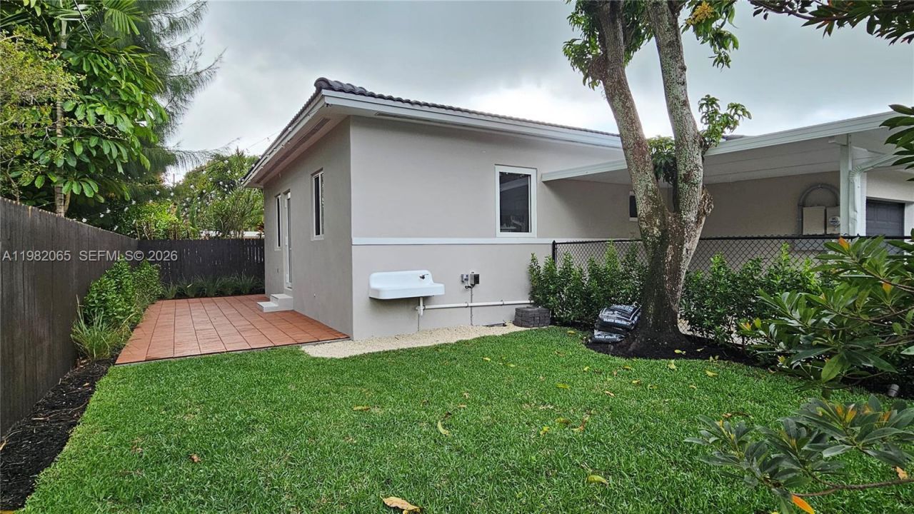 2365 SW 21st Ave, Miami, FL 33145 Photo