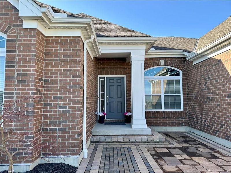 9302 W Meadow Drive, West Chester, OH 45069 Photo 3