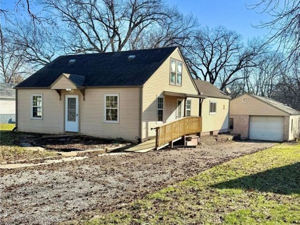 56 PINE Trail , Fairview Heights, IL 62208