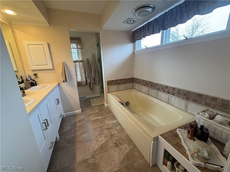 220 Barrington Ridge , New Concord, OH 43762 Photo 26