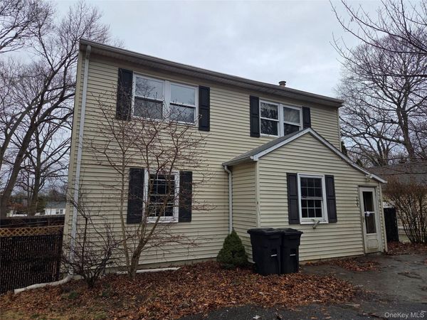 119 Cedar Street , Centereach, NY 11720