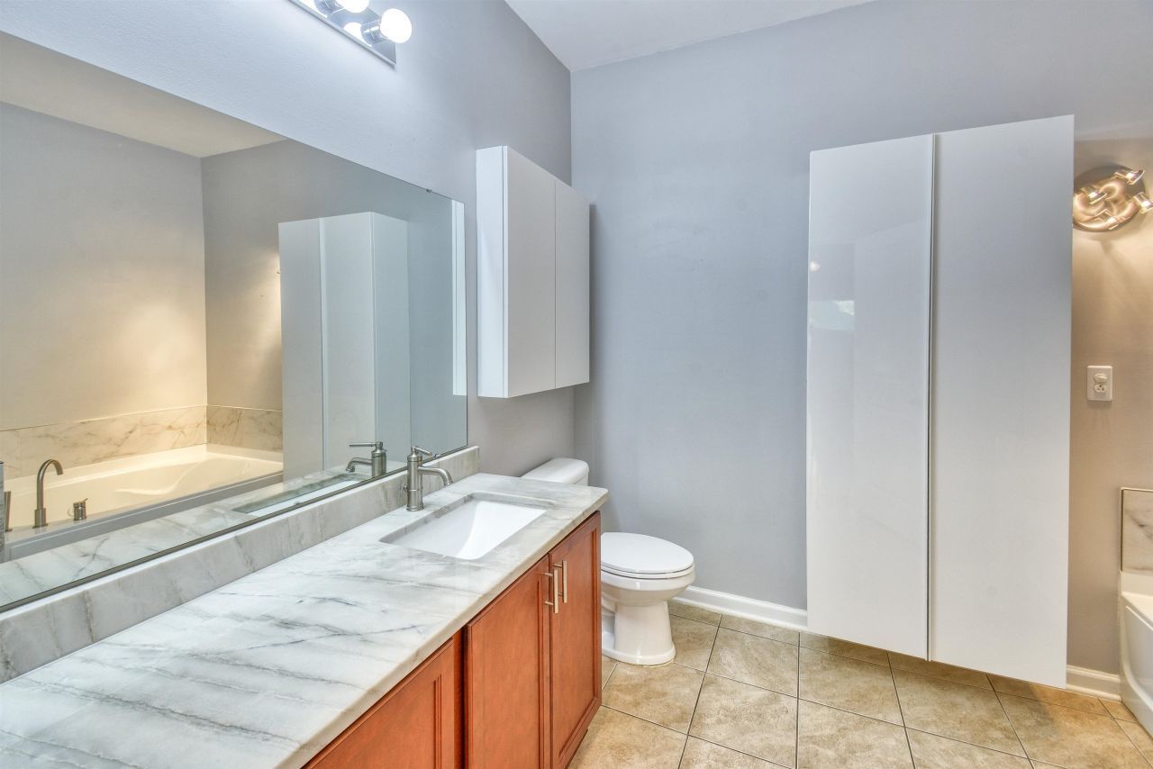 160 Parmelee Dr. Photo 14