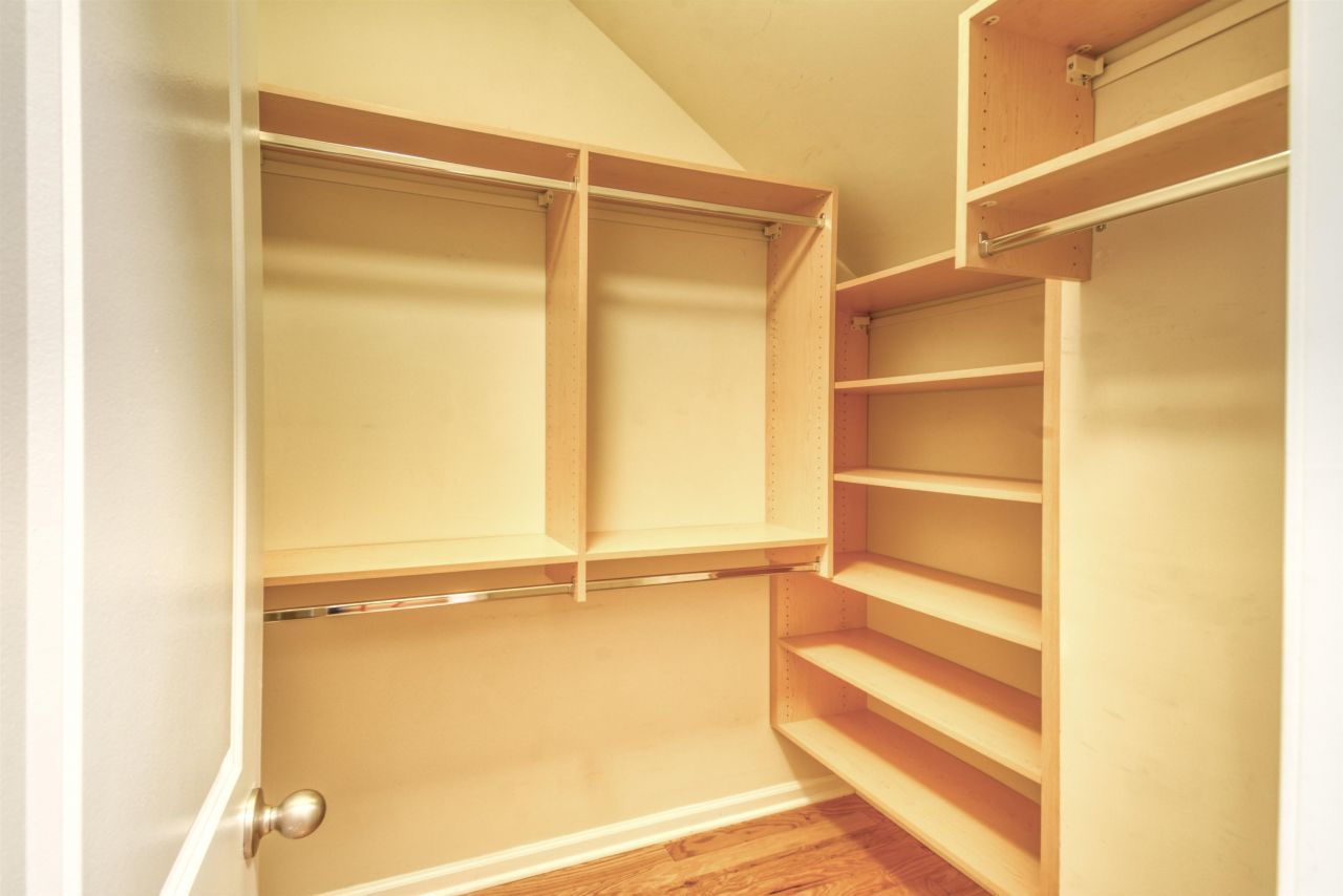 160 Parmelee Dr. Photo 19