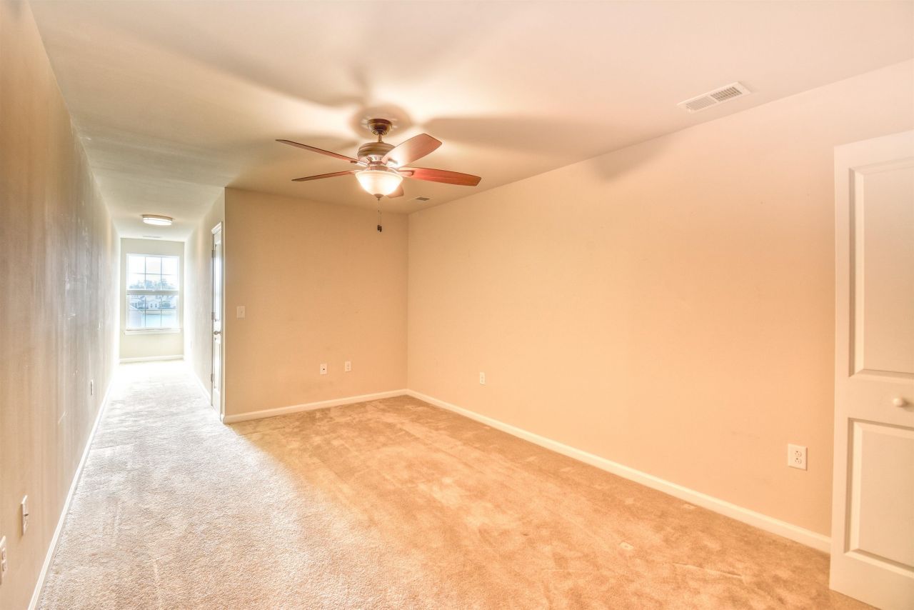 160 Parmelee Dr. Photo 28