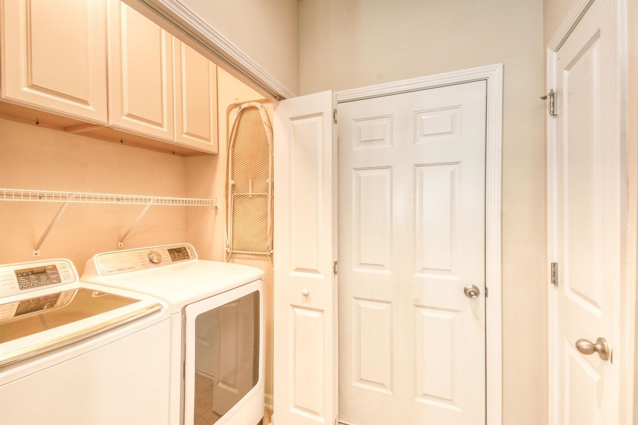 160 Parmelee Dr. Photo 29