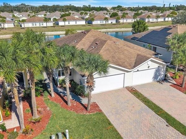 18266 Minorea LN , LEHIGH ACRES, FL 33936