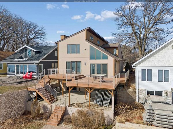 1823 N Shore Drive, Clear Lake, IA 50428