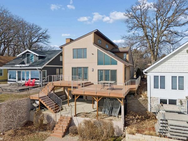 1823 N Shore Drive, Clear Lake, IA 50428