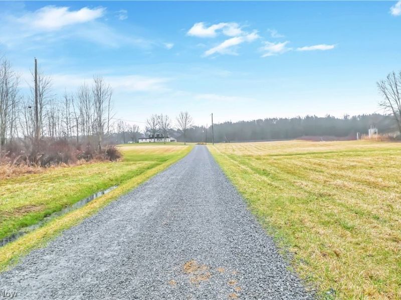 4900 Doty East Road, Southington, OH 44470 Photo 2