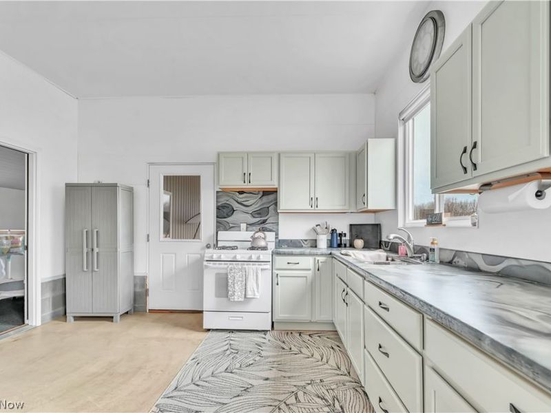 4900 Doty East Road, Southington, OH 44470 Photo 33