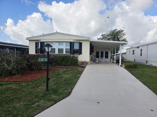 7838 SE Continental Drive, Hobe Sound, FL 33455