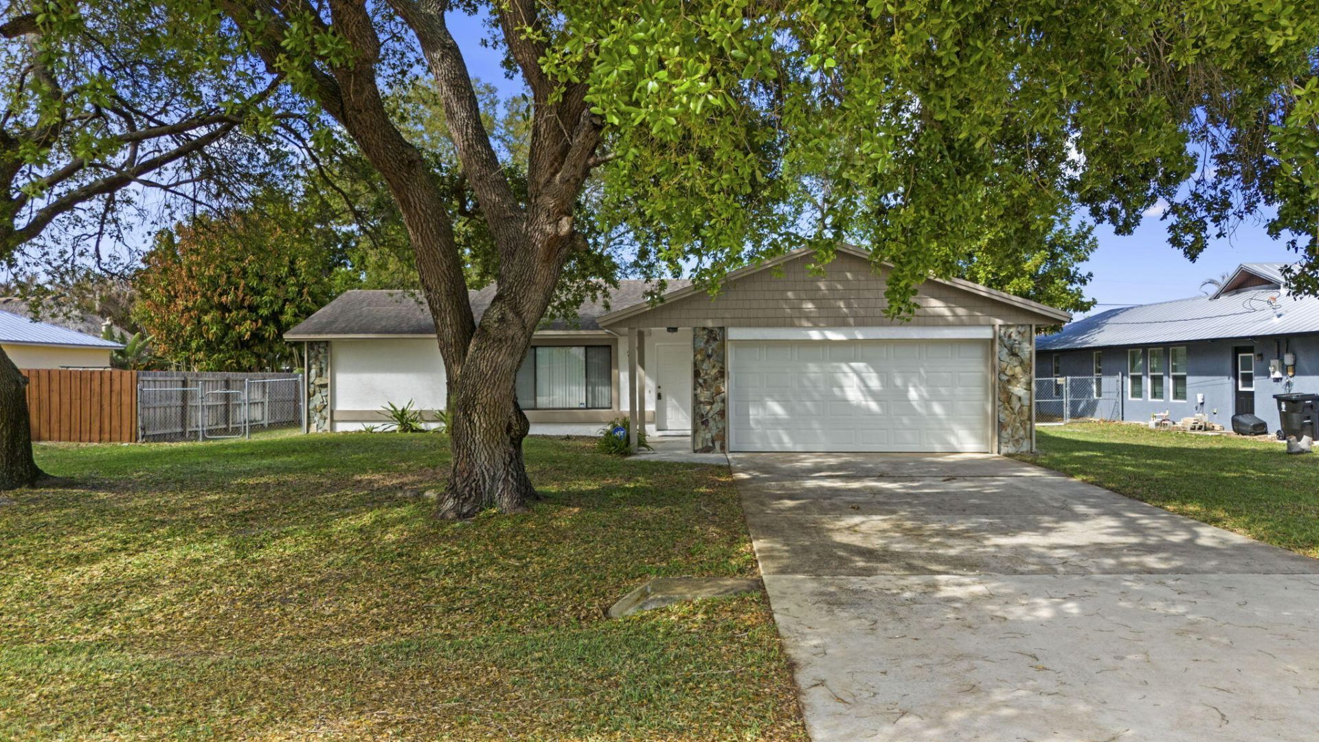 2489 SE Grand Drive, Port Saint Lucie, FL 34952 Photo