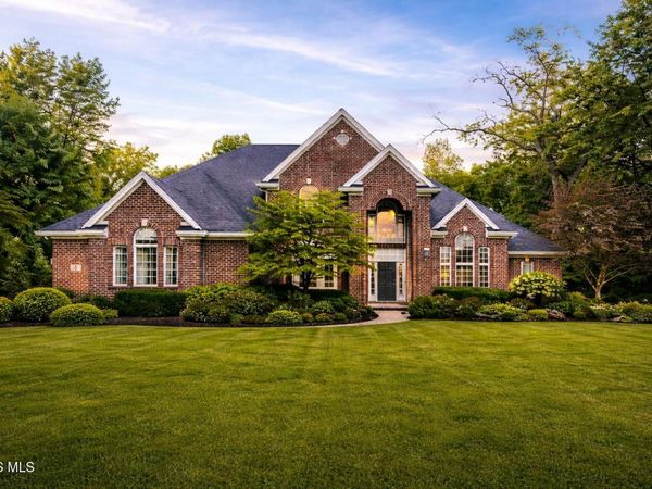 3339 Swan Ridge Lane, Maumee, OH 43537