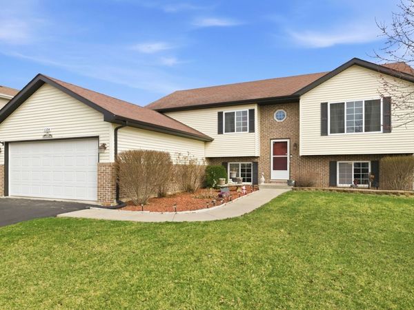 1104 Weinberger Circle , Joliet, IL 60431