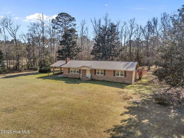 775 Governors Road SE, Winnabow, NC 28479