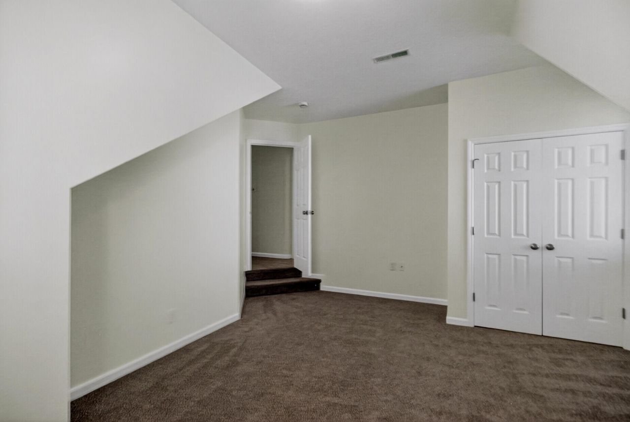 178 Thousand Oaks Circle Photo 25