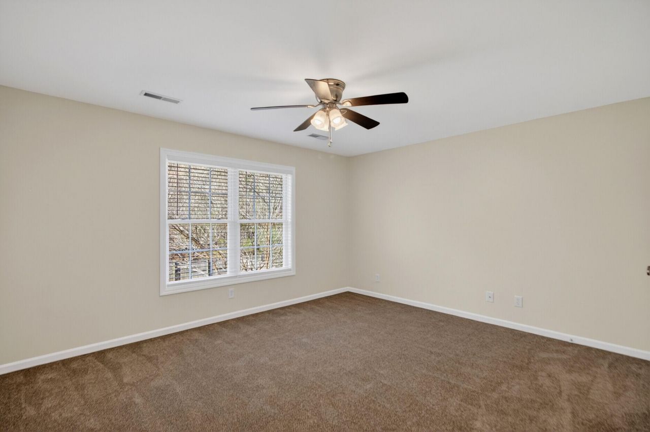 178 Thousand Oaks Circle Photo 26