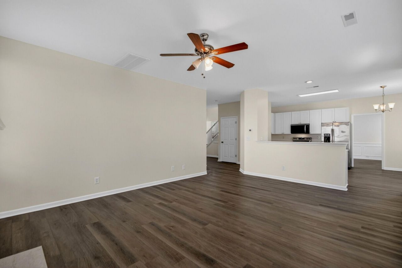 178 Thousand Oaks Circle Photo 6