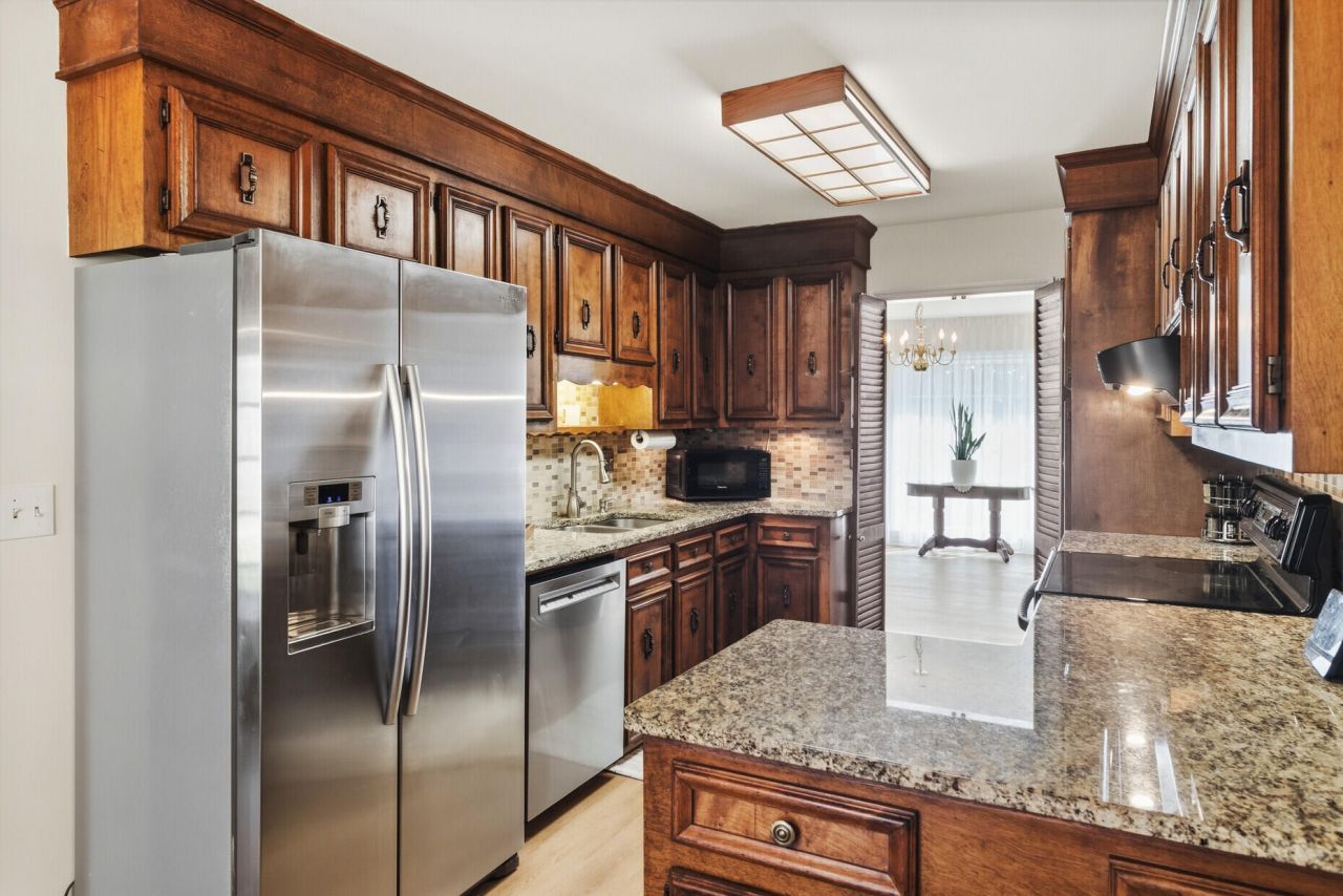 6 Sabina Court Photo 17