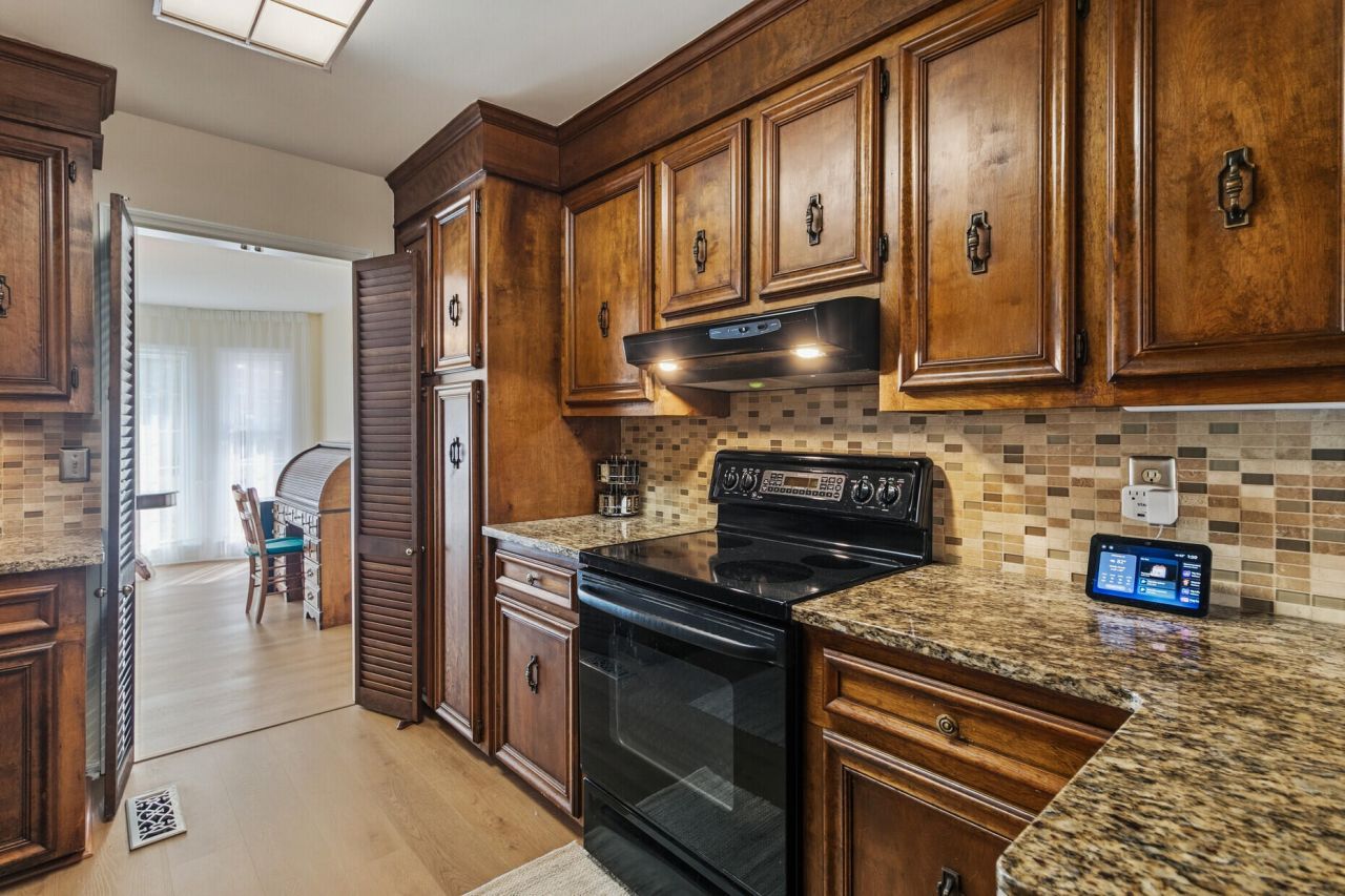 6 Sabina Court Photo 18