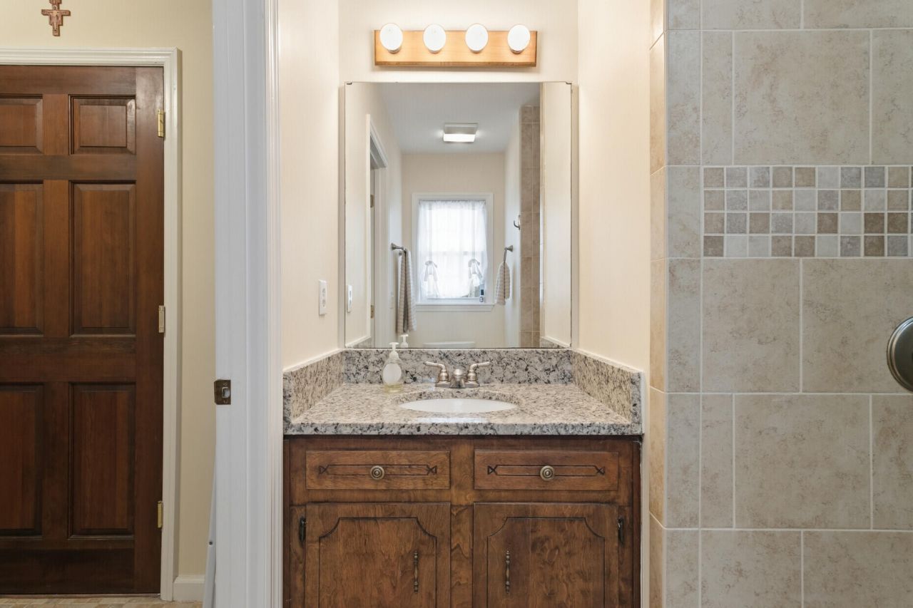 6 Sabina Court Photo 21