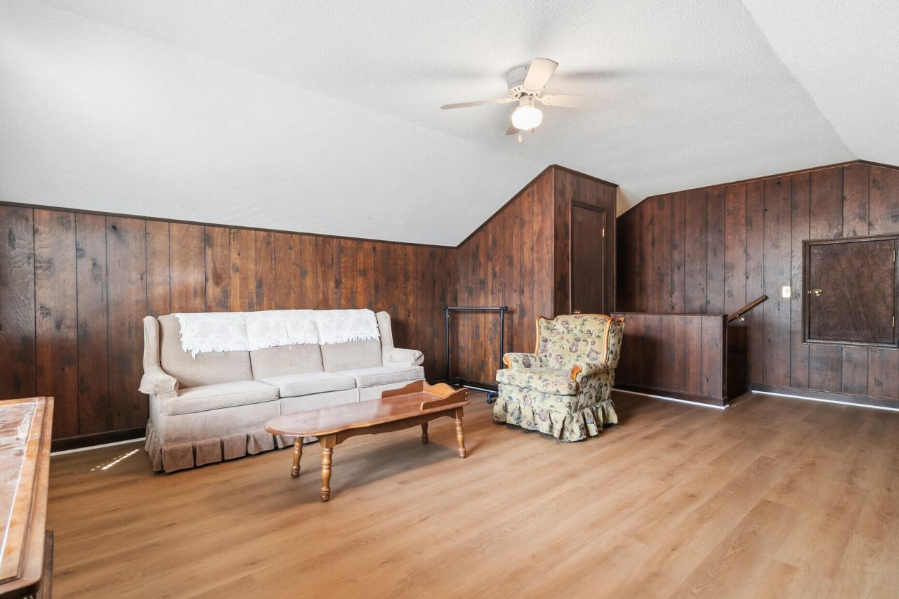 6 Sabina Court Photo 25