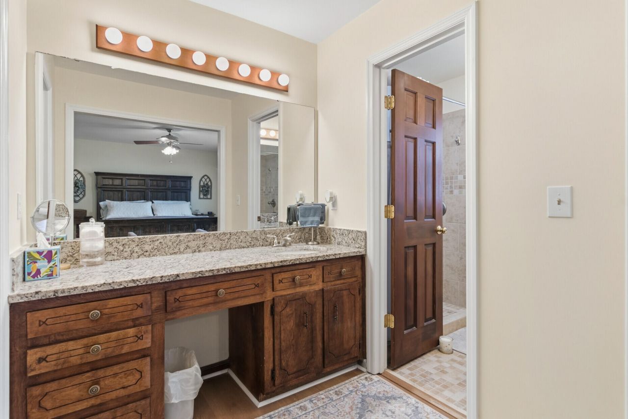 6 Sabina Court Photo 36