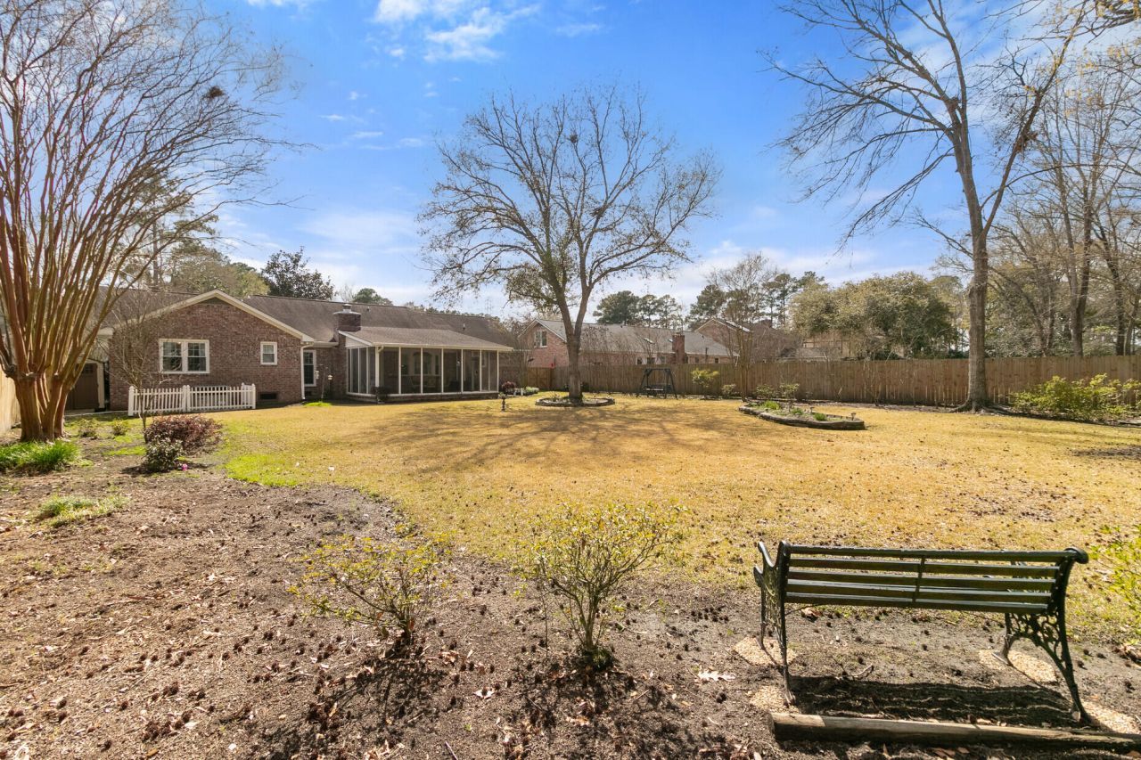 6 Sabina Court Photo 47