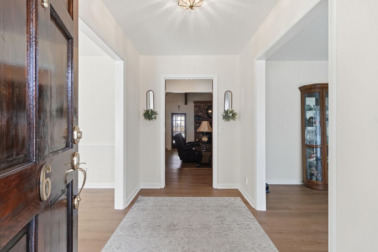 6 Sabina Court Photo 6