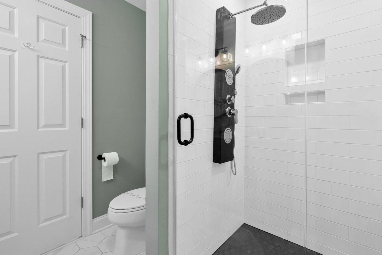 126 Jungle Road Photo 11