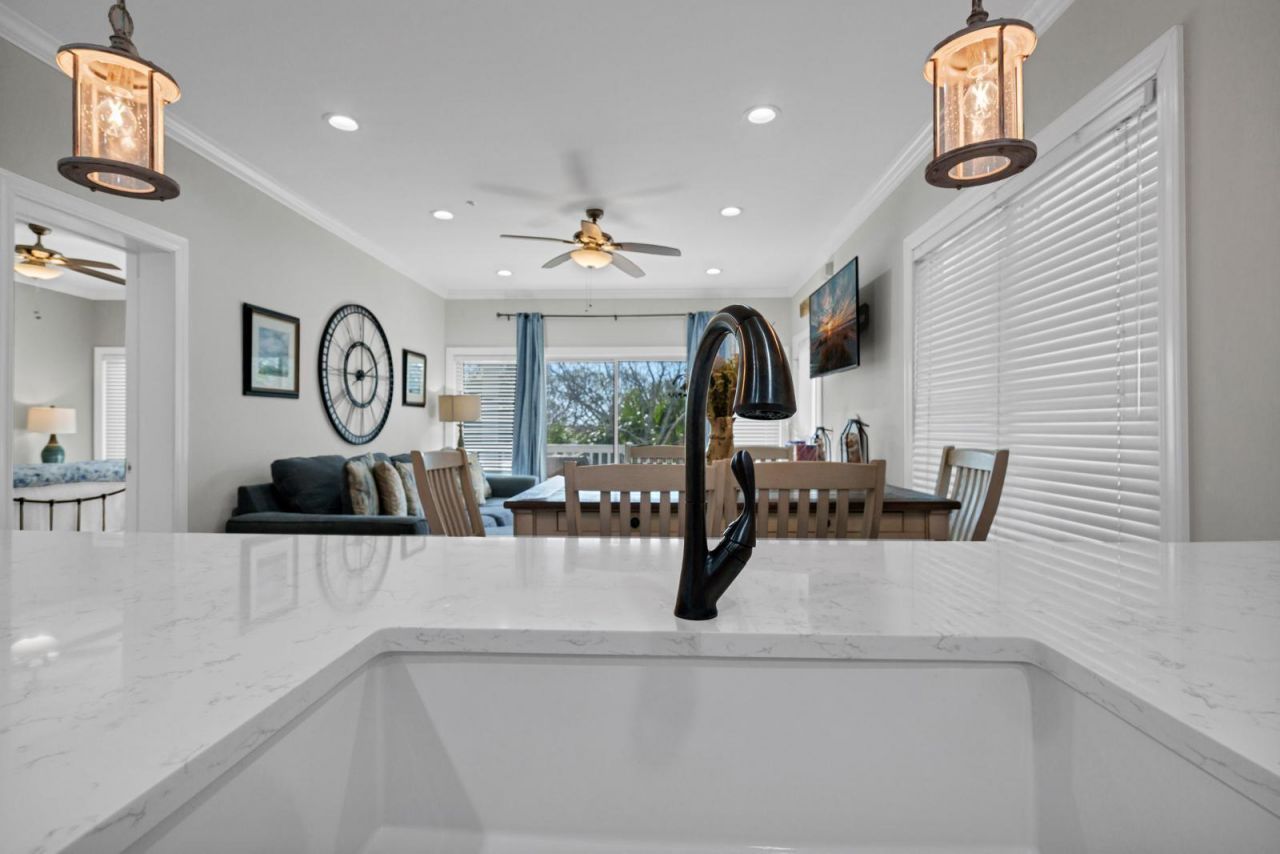 126 Jungle Road Photo 16