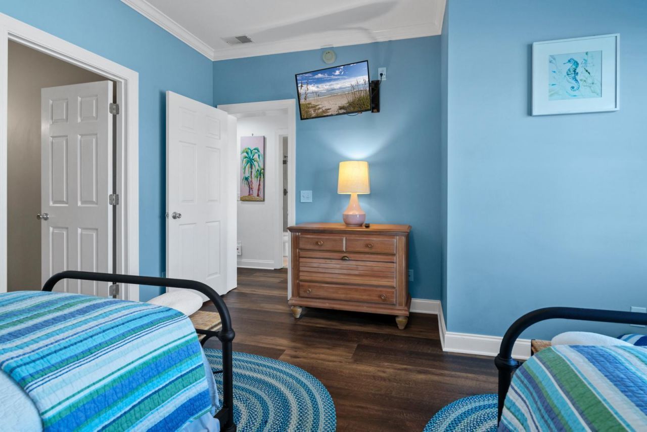 126 Jungle Road Photo 23