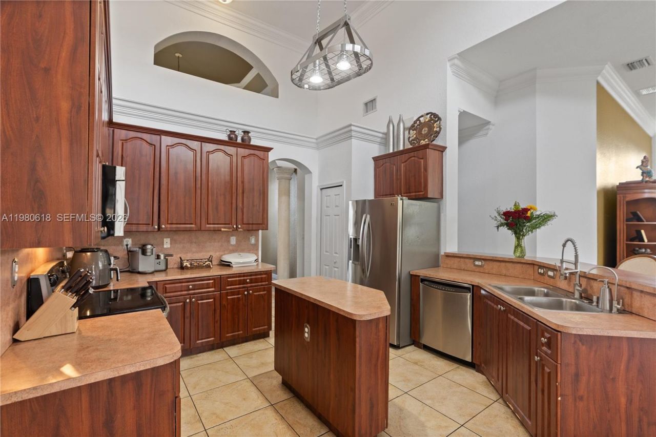 12981 SW 197th St , Miami, FL 33177 Photo