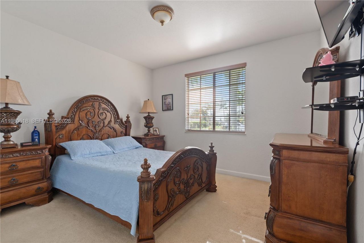 12981 SW 197th St , Miami, FL 33177 Photo