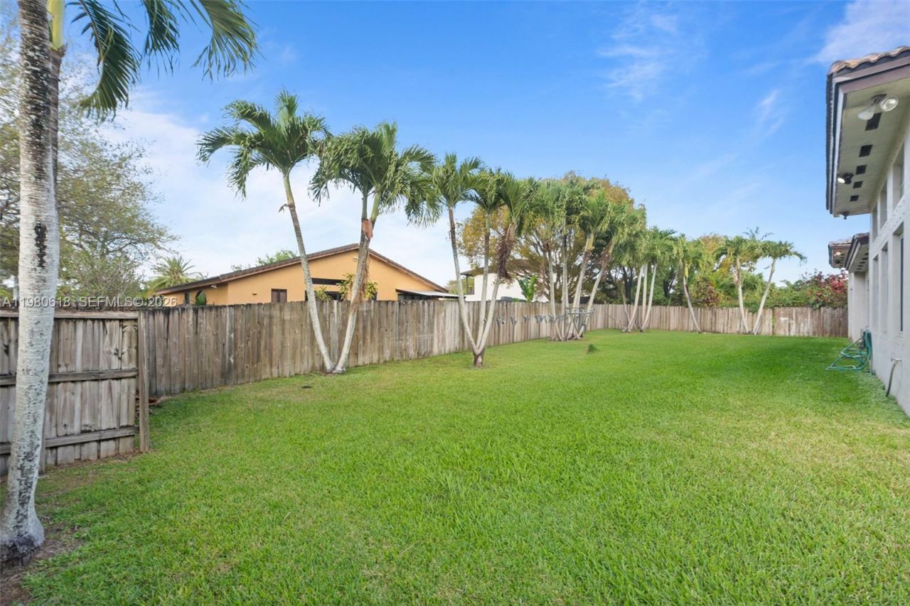 12981 SW 197th St , Miami, FL 33177 Photo