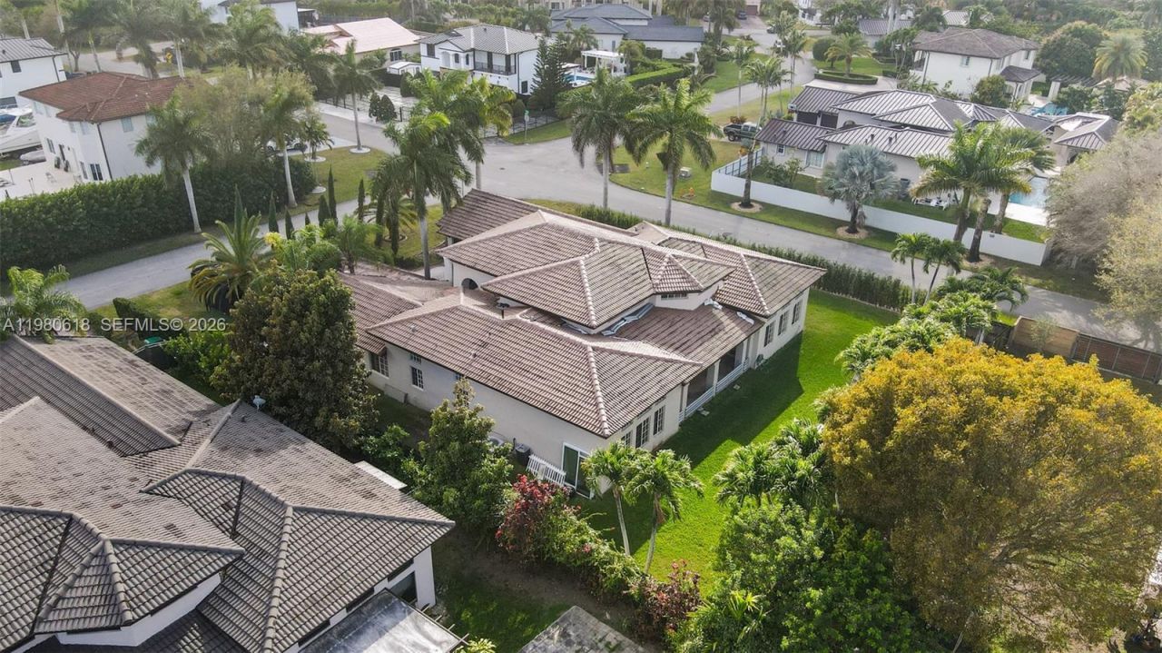 12981 SW 197th St , Miami, FL 33177 Photo