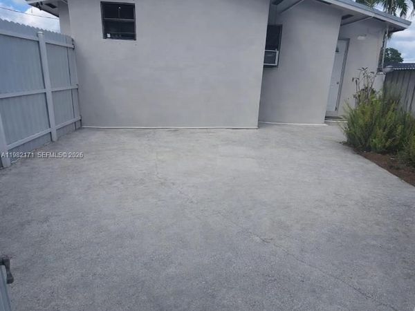 7866 NW 174th St, Unit B, Hialeah, FL 33015