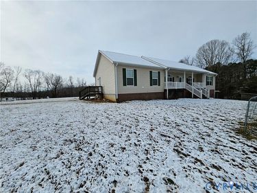 5195 Lennie Road , Dinwiddie, VA 23872