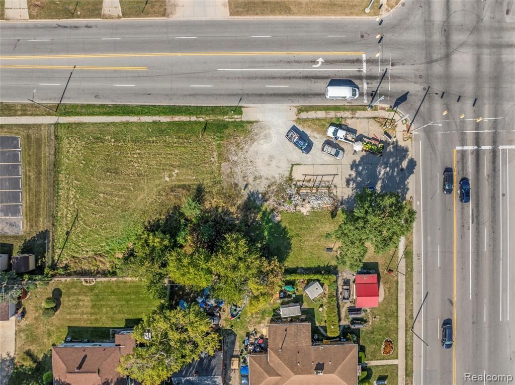 680 E Pierson Road , Flint, MI 48505 Main Photo