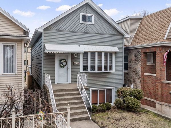 538 W 32nd Street, Chicago, IL 60616