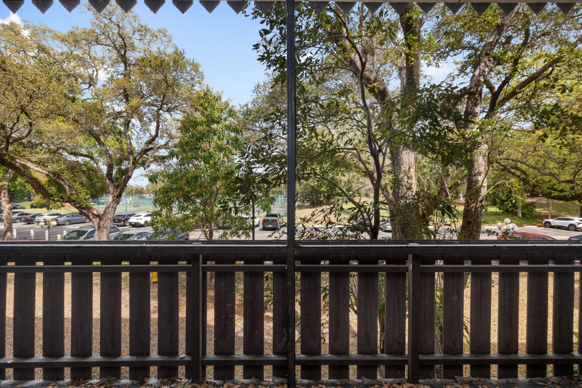 3710 Inverrary Drive, Unit 2g, Lauderhill, FL 33319 Photo