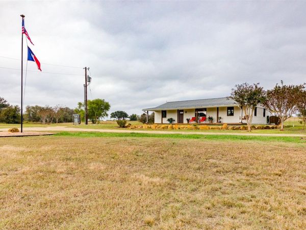 1192 Sand Hill RD, Dale, TX 78616