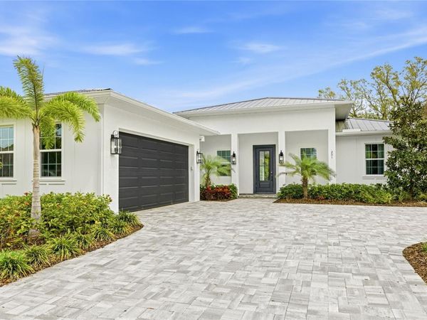 201 S SHADE AVENUE, SARASOTA, FL 34237