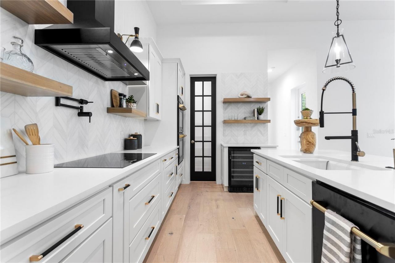 201 S Shade Avenue, Sarasota, FL 34237 Photo