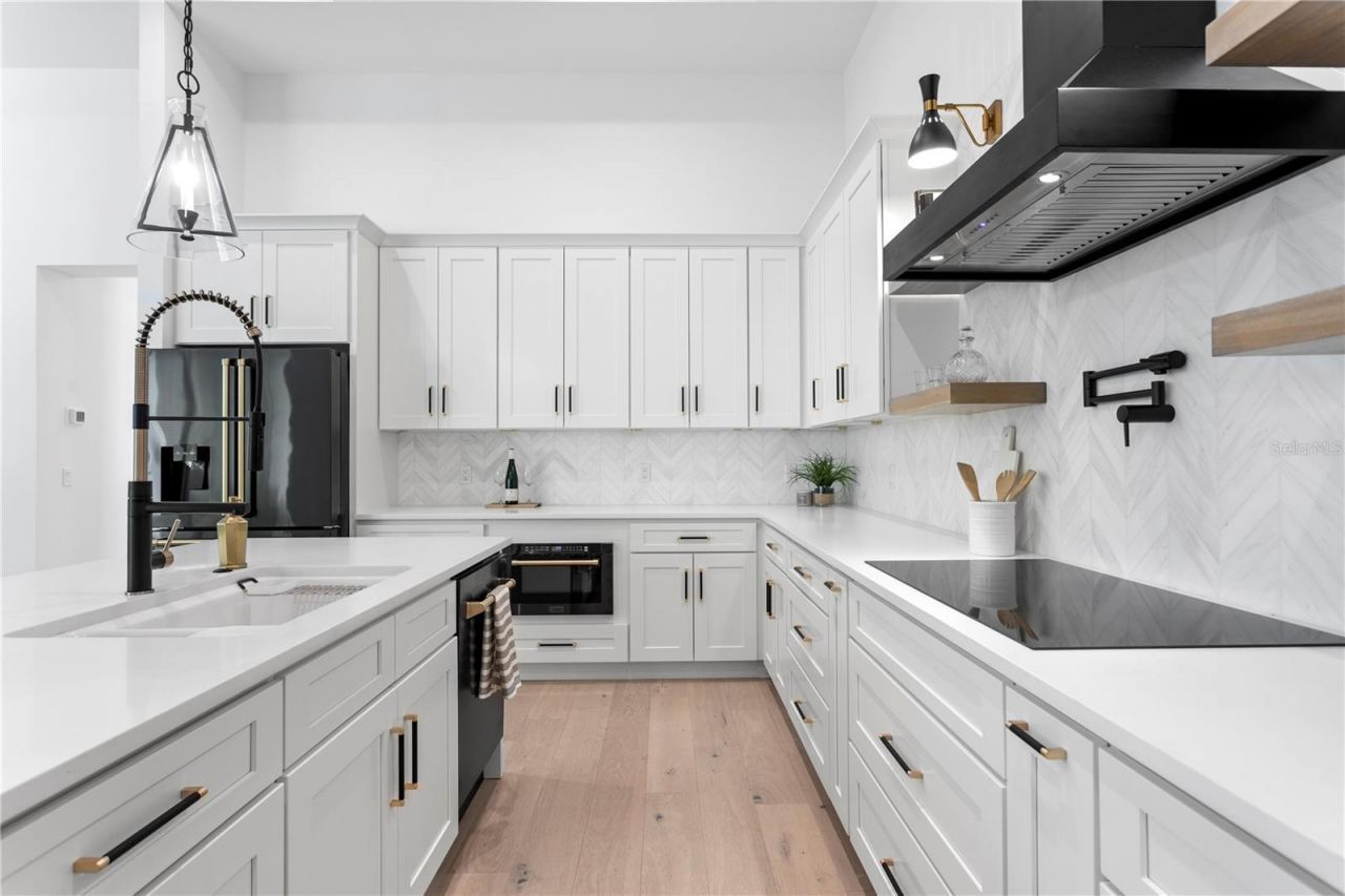 201 S Shade Avenue, Sarasota, FL 34237 Photo