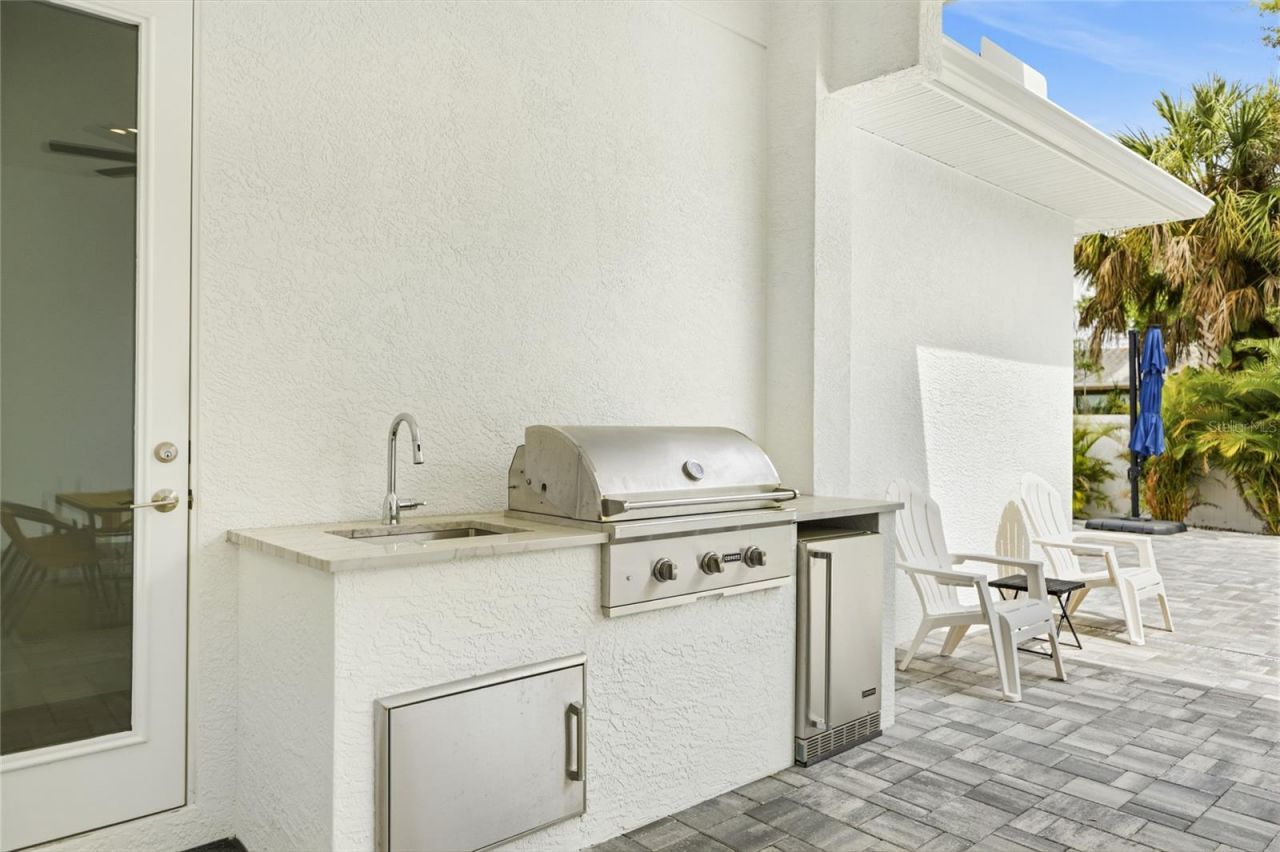 201 S Shade Avenue, Sarasota, FL 34237 Photo