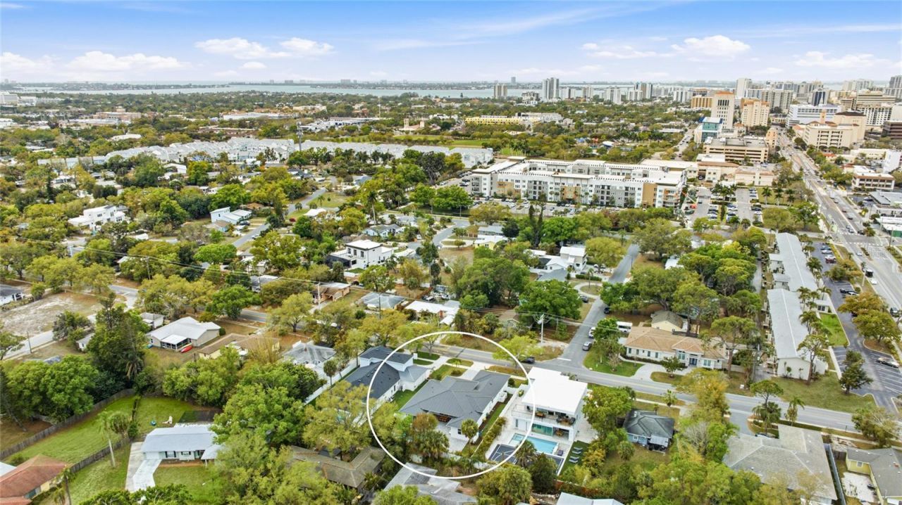 201 S Shade Avenue, Sarasota, FL 34237 Photo