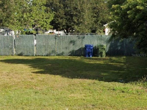 5320 E COLUMBUS DRIVE , TAMPA, FL 33619