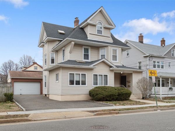 172 Harrison Avenue , Mineola, NY 11501